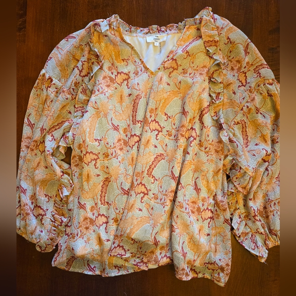 Women's Size Small Paisley Top